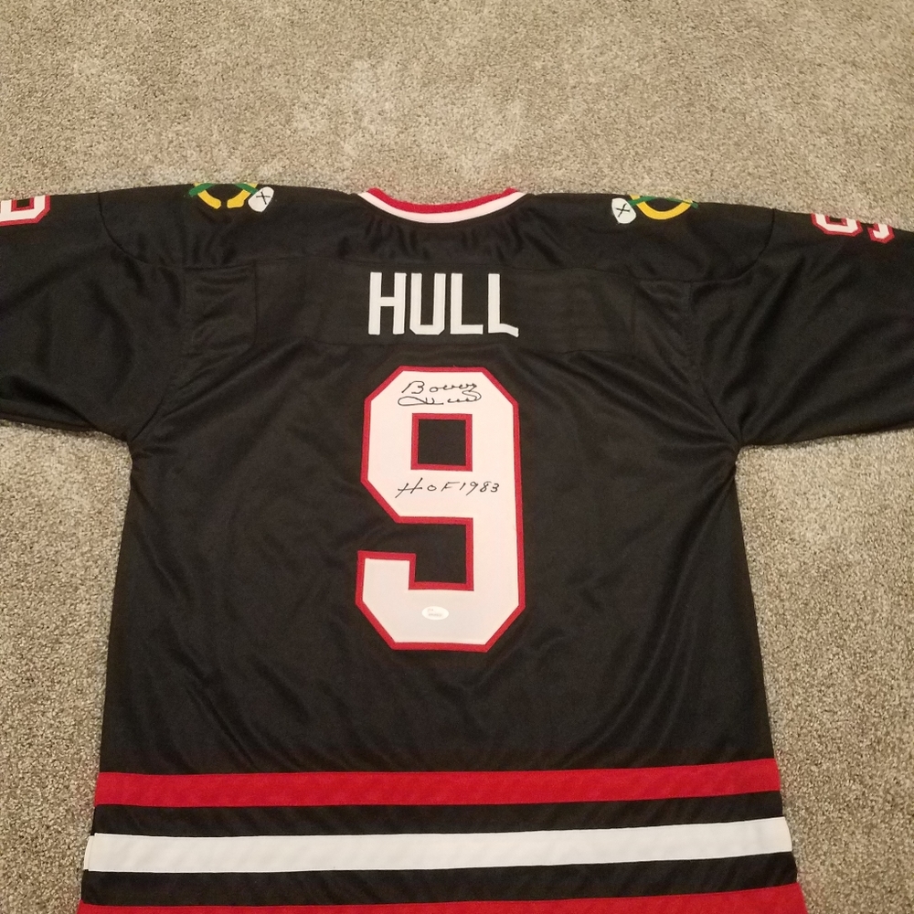 Bobby Hull Autographed Jersey